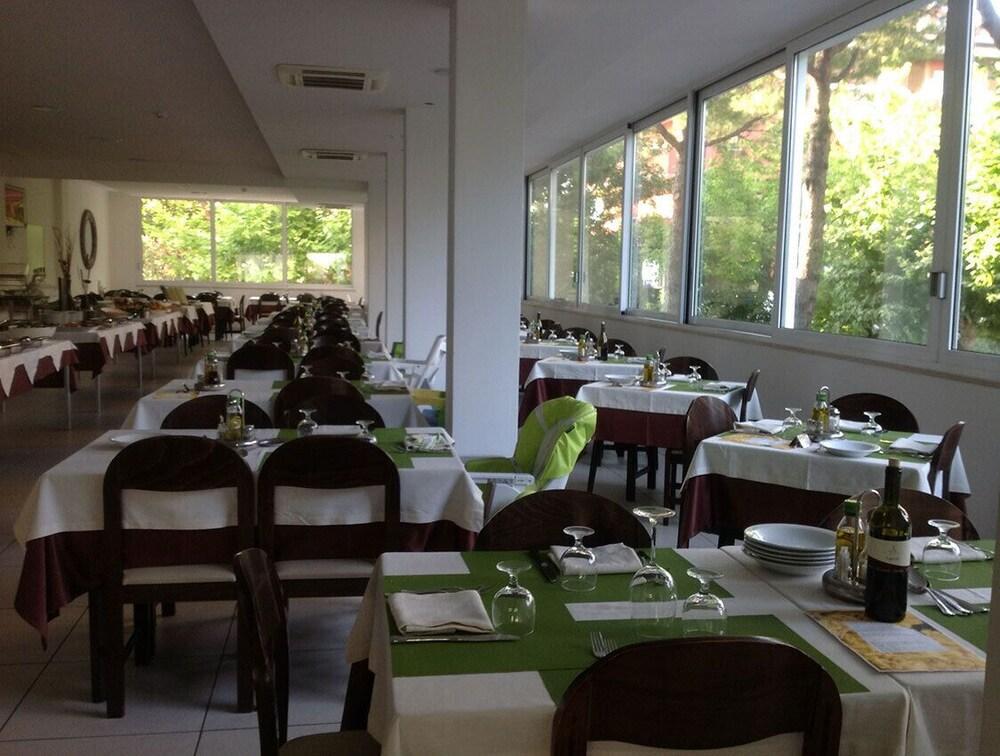 Hotel Matteo Τσέρβια Εξωτερικό φωτογραφία